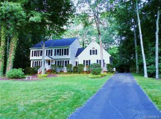 907 Ashbrook Landing Rd, Midlothian, VA 23114