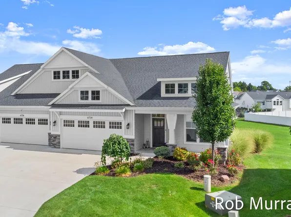 6734 Windsor Ridge Ct NE #6, Rockford, MI 49341