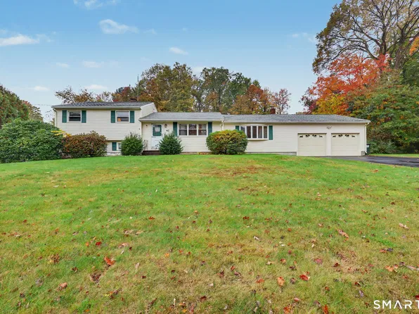 41 Woodlawn Road, Monroe, CT 06468