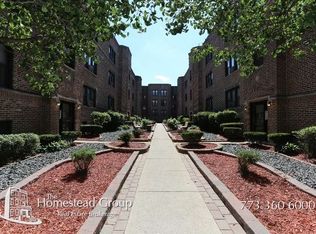 3720 1/2 N Pine Grove Ave APT 2W, Chicago, IL 60613