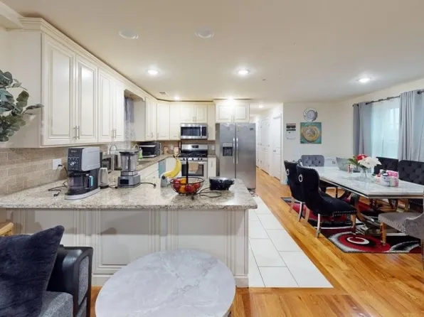 800 Bergen St, Newark City, NJ 07108