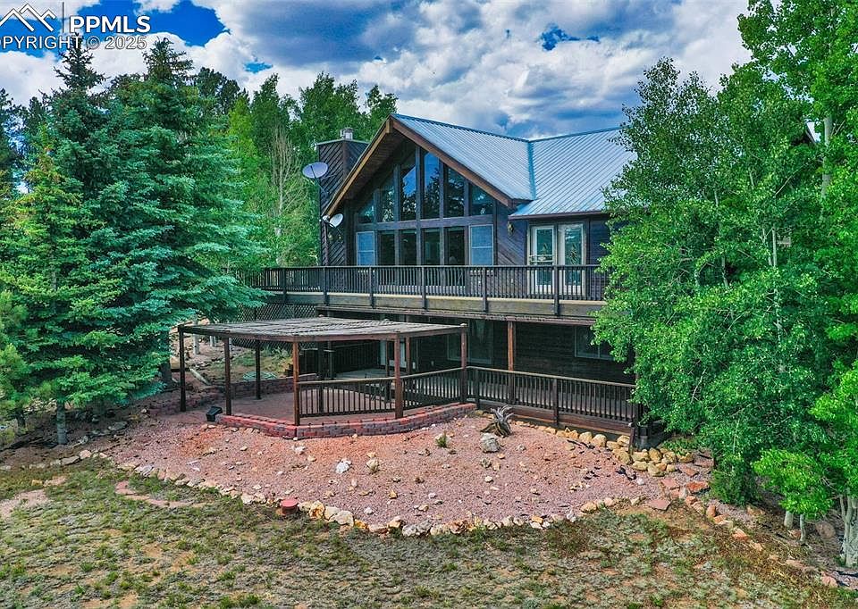 1st image of 114 Whale Dr