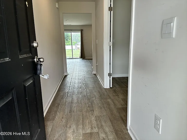 5459 Carolines Way — Photo 10