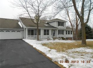 1606 Mallard Dr, Eagan, MN 55122