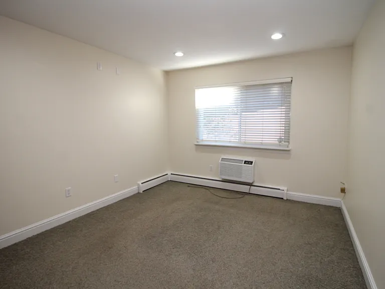 18 Prospect Ave #C8 — Photo 9