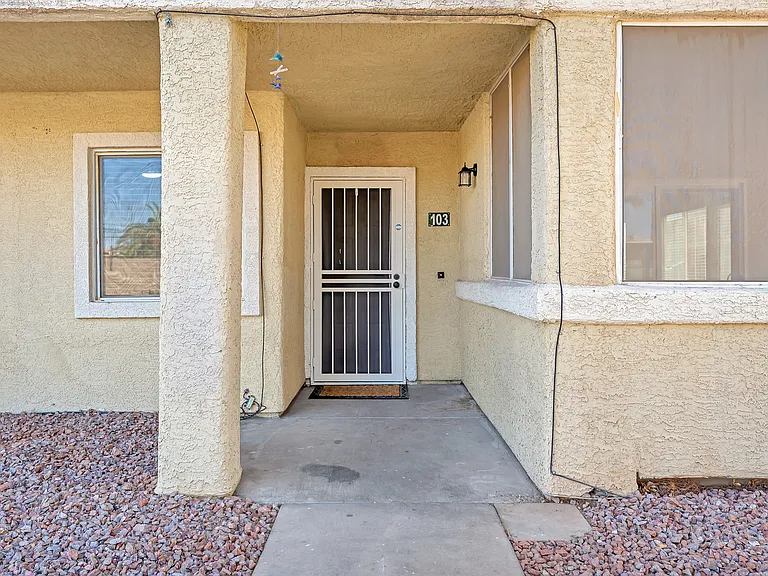 4201 Blarney Ln #103 — Photo 2