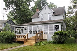 1st image of 725 S Gull Lake Dr