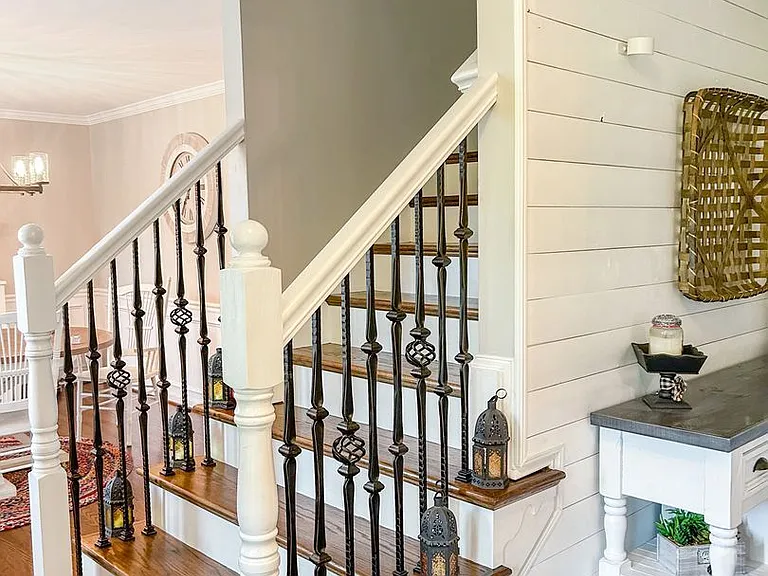 1105 Ontario Ct — Photo 11