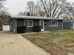 1516 Fairfield Dr, Springfield, IL 62702