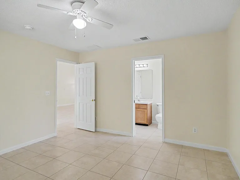 90 Buttonworth Dr #A — Photo 25
