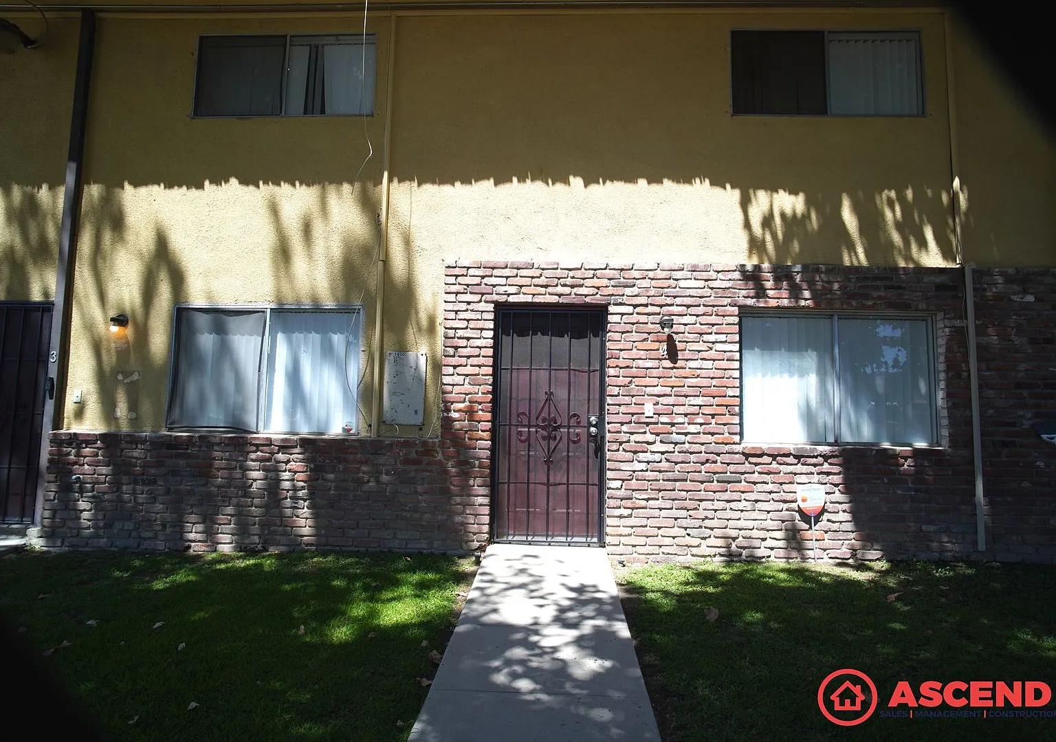 1400 Kern St — Photo 1