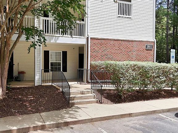 2nd image of 1801 Trailwood Heights Ln Unit 104