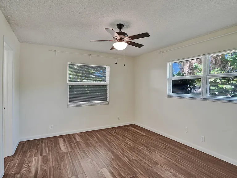 6599 NE 7th Ave #6599 — Photo 12