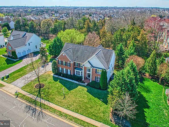 2nd image of 5797 Bencrest Way