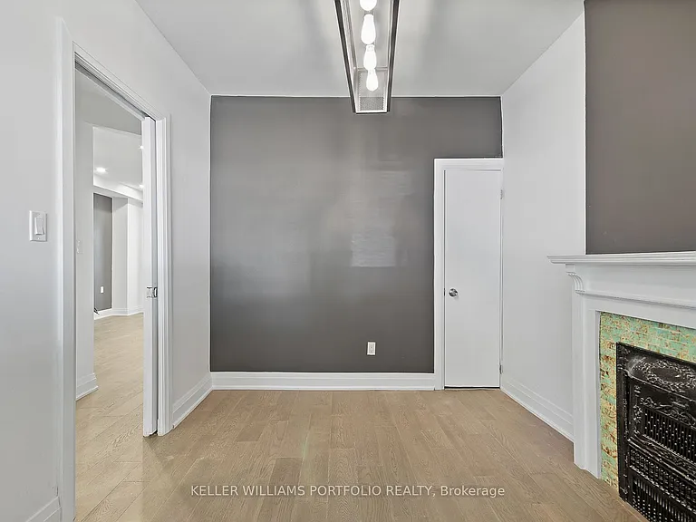 35 Humberside Ave #2 — Photo 13