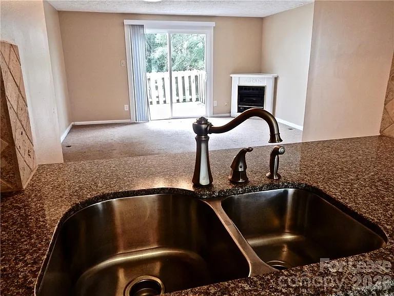 134 Water Oak Dr #134 — Photo 5
