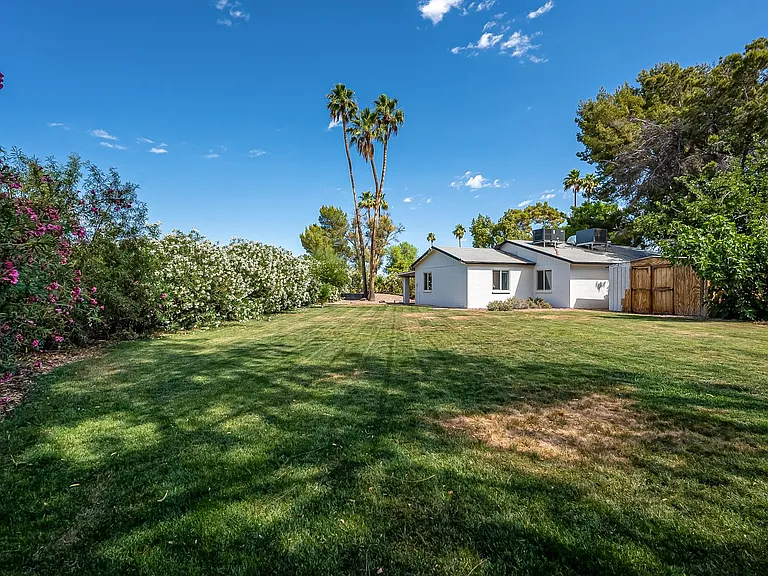 231 E Sesame Cir — Photo 36