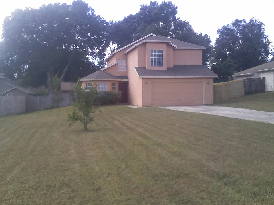 1708 Grand Oak Dr
