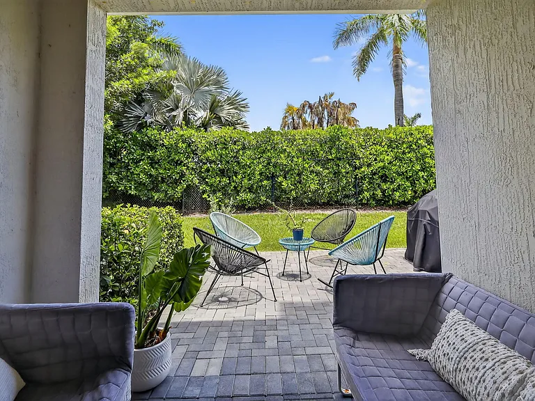 4388 Serpens Ln — Photo 14