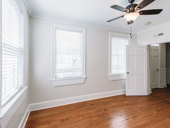 4th image of 50 Nassau St #A