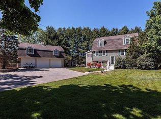 10 Walter St, Tewksbury, MA 01876