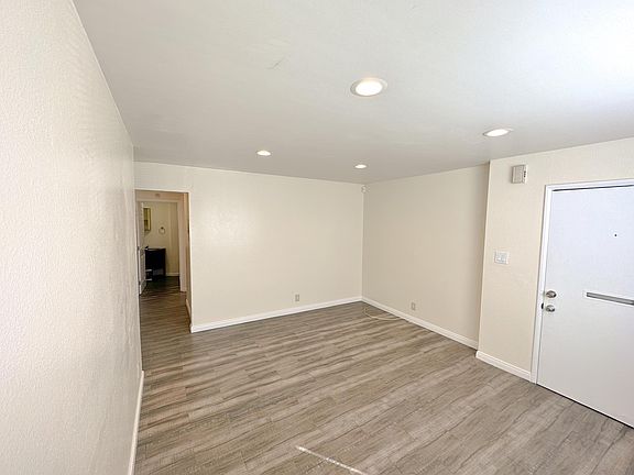 2nd image of 433 W 126th St #2