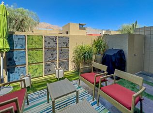 727 E Arenas Rd, Palm Springs, CA 92262