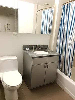 Rented by City Connections Realty | media 8