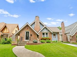 7129 McGee St, Kansas City, MO 64114