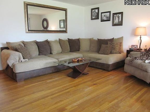 4th image of 3924 Miami Ave