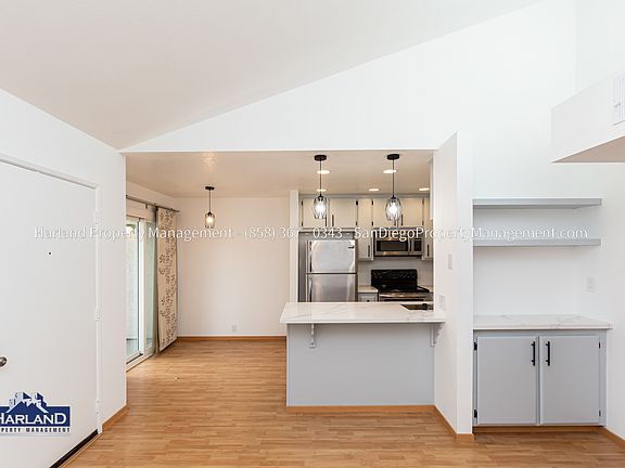 5th image of 4031 Idaho St