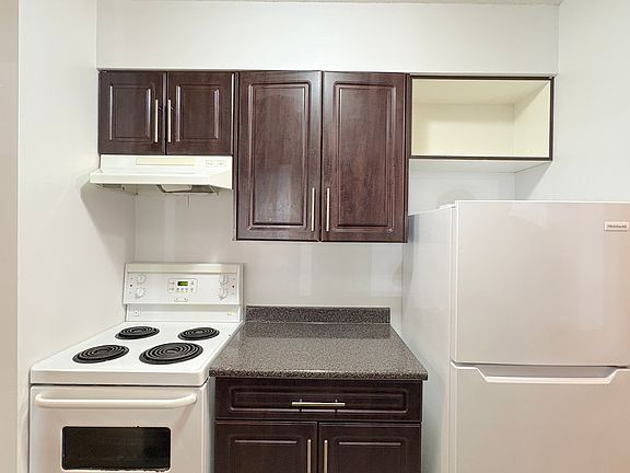 5th image of 8715 Osler St #3