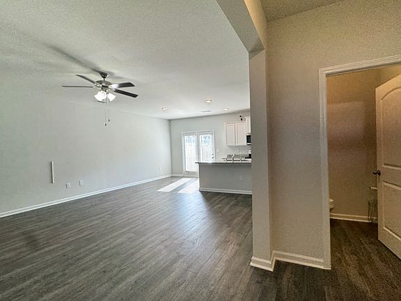 4th image of 4355 Newland St