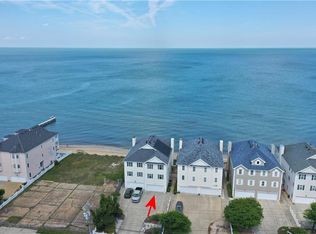 262 W Ocean View Ave, Norfolk, VA 23503