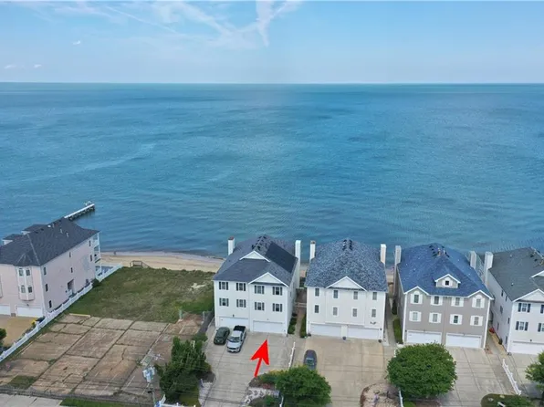 262 W Ocean View Ave, Norfolk, VA 23503