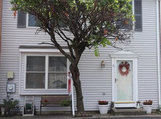 11 Silktree Ct, Bear, DE 19701