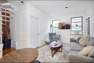 Rented by Brown Harris Stevens