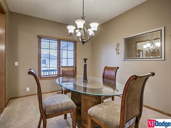 3rd image of 19519 Bellbrook Blvd