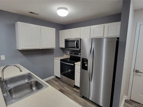 100 Osage Hills Rd Unit 501, Lake Ozark, MO 65049