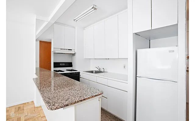 Sold by Douglas Elliman | media 4