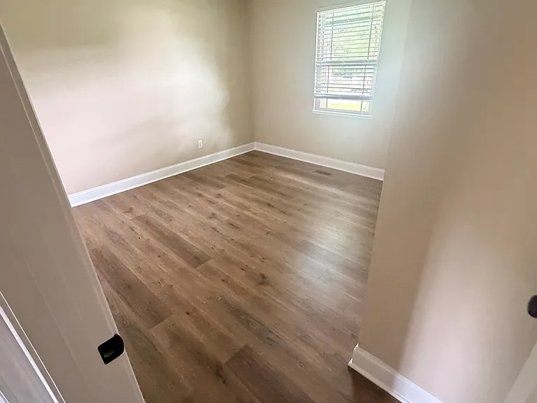 6908 Maize Dr — Photo 12