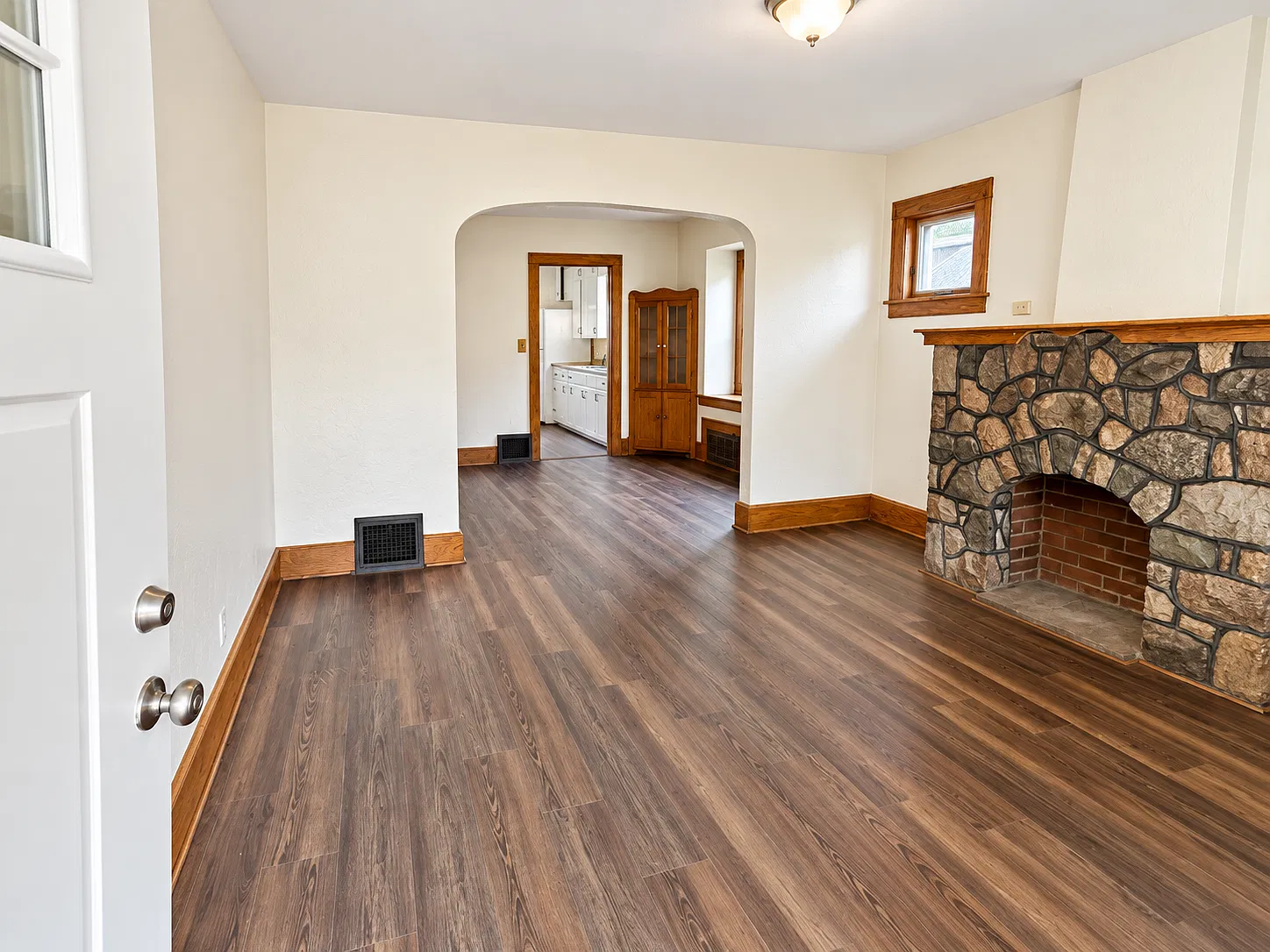 2 bed, 1232 sqft, $1,100 — Photo 3