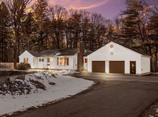 337 Sterling Rd, Lancaster, MA 01523