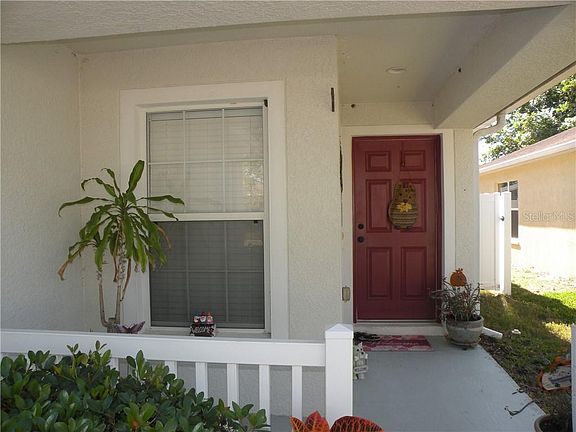 3rd image of 10024 Perthshire Cir