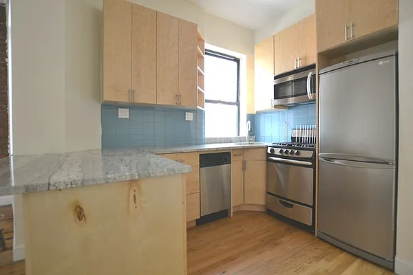 Rented by Bold New York | media 3