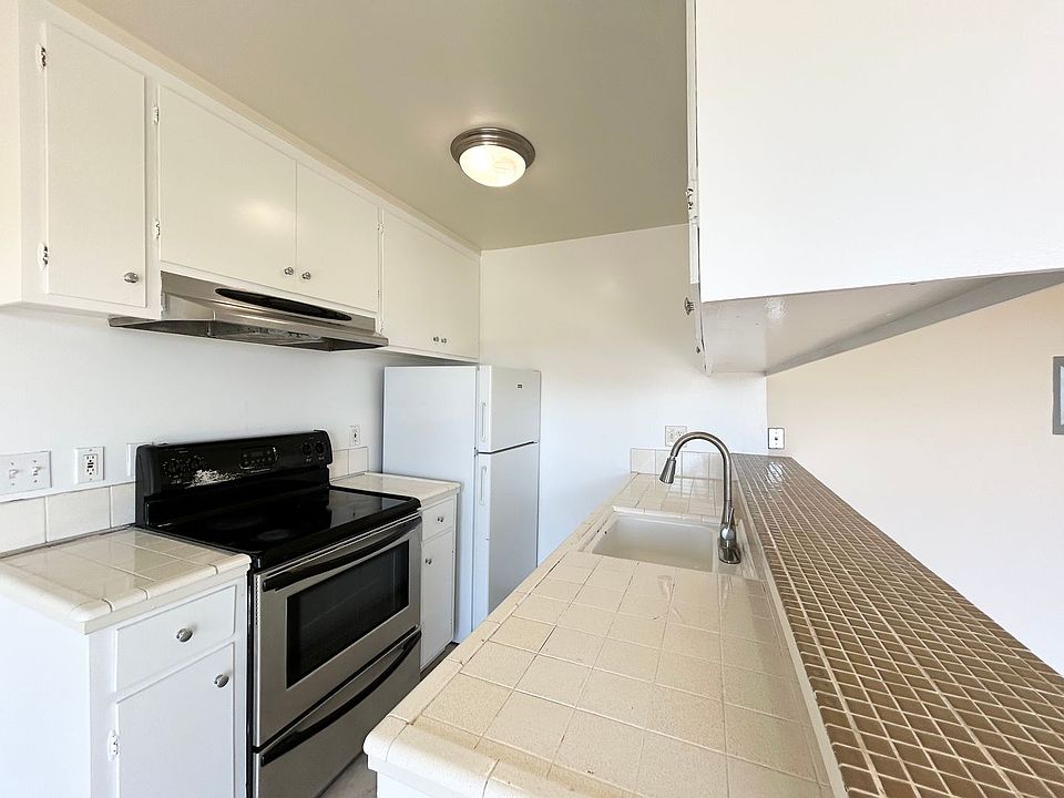 2nd image of 1400 Solano Ave APT 8