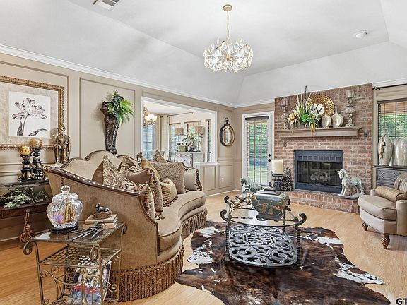 5th image of 19122 Pinedale Cir