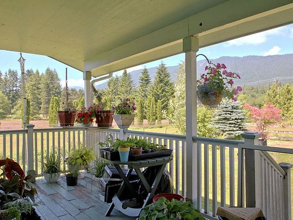 5th image of 30624 Mountain Loop Hwy