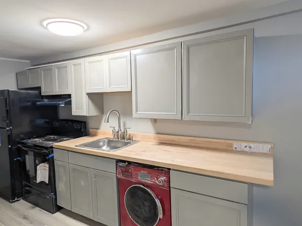 594 4th St #1, Troy, NY 12180