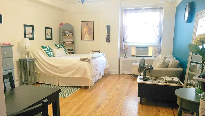 Rented by Manhattan Spaces | media 1
